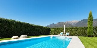 Comment savoir si son terrain est piscinable ?