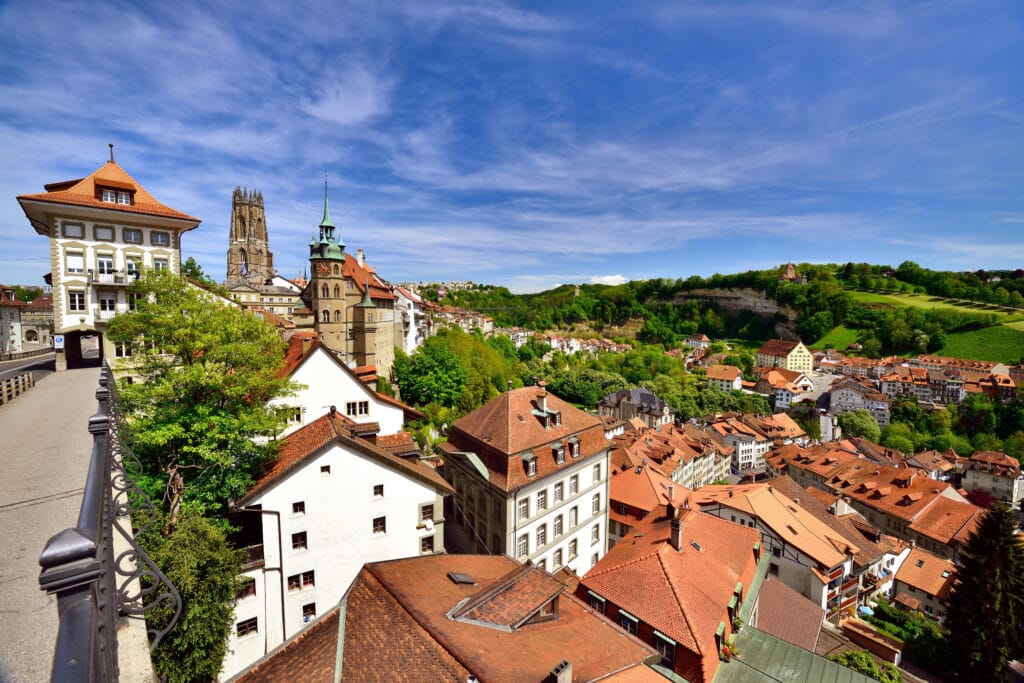 Quels sont les prix pour la location d'une maison dans le canton de Fribourg ?