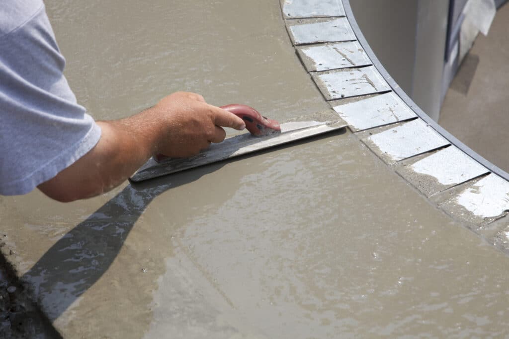 Pourquoi choisir une piscine en béton ?