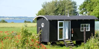 Peut-on installer un mobil-home dans son jardin ?