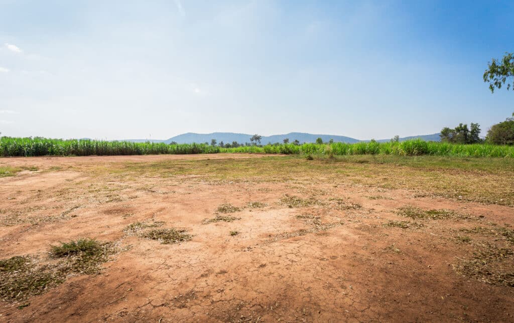 Comment déterminer le prix d’un terrain constructible non viabilisé ?