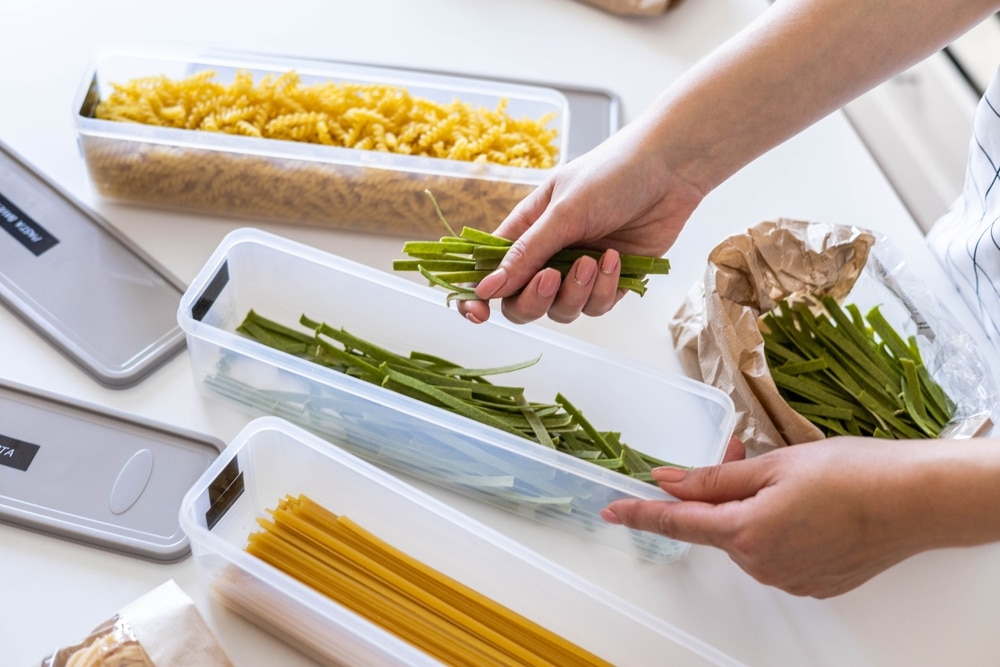 Les boîtes en plastique alimentaire pour organiser son rangement 